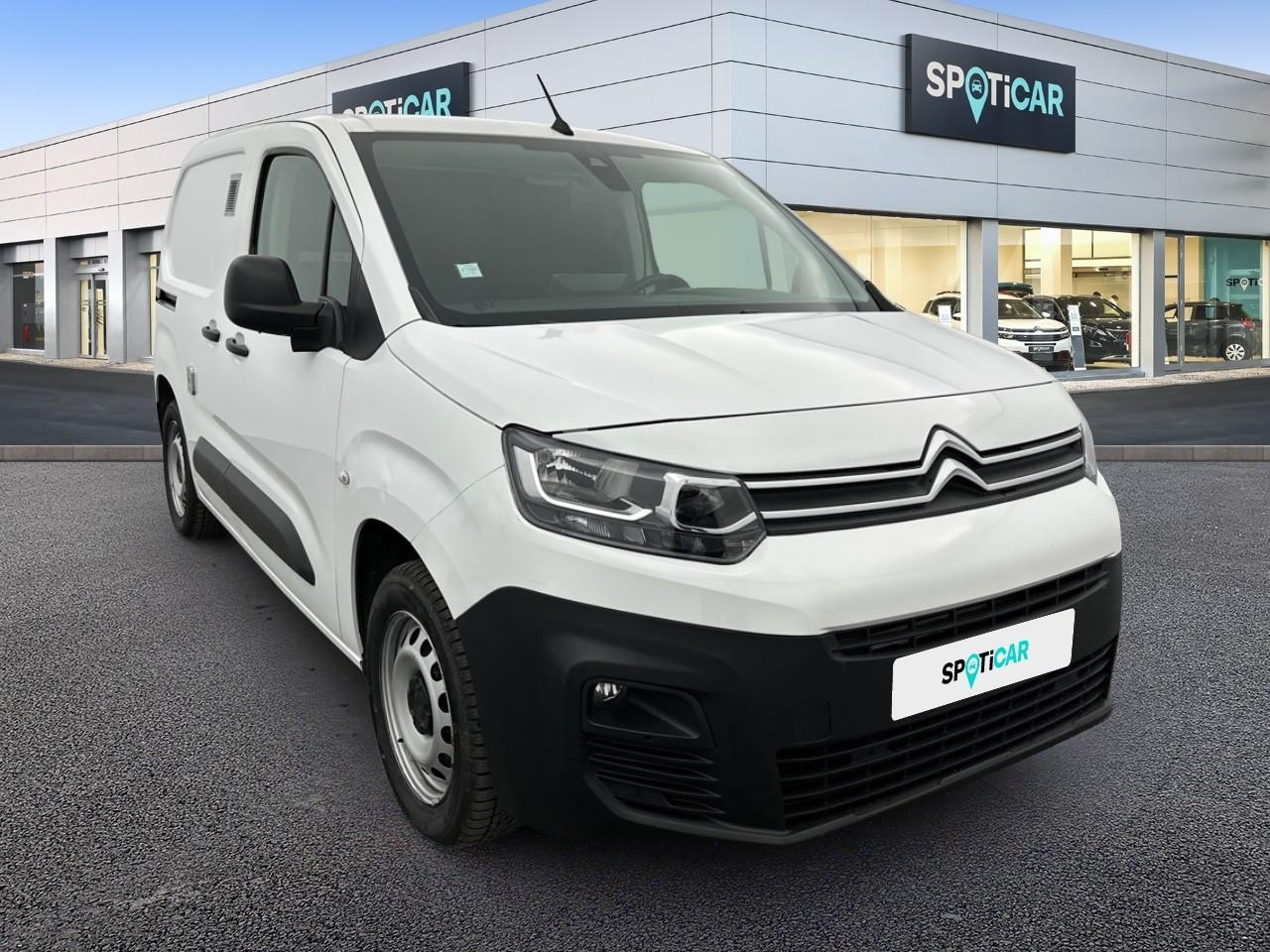 Citroën Berlingo van m 650 bluehdi 130 s&s eat8 driver — photo 3