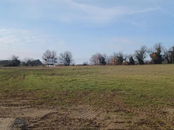 Terrain 519 m² Ambonil