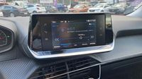 Peugeot 2008 1.2 PureTech 130ch S&S Style — photo 14