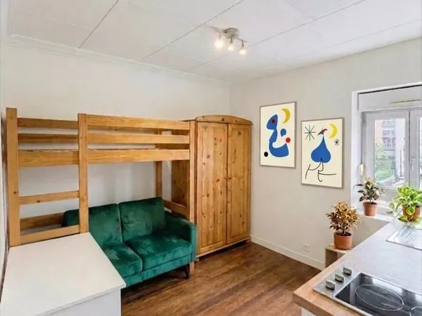 Studio refait à neuf secteur Grand clément 15m2