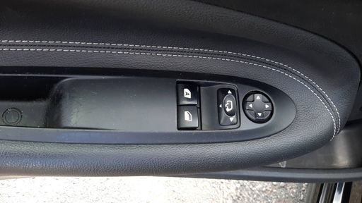 DS DS3 1.2 PureTech 130 - Sport Chic – 2018 – 87236 km – Essence – Boîte Manuelle — photo 9