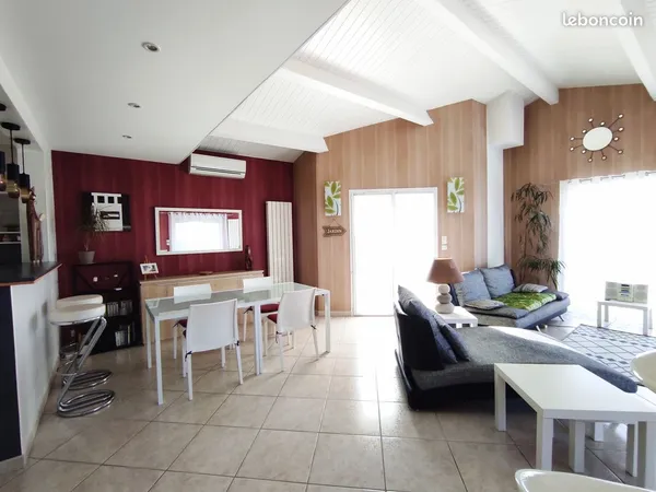 Villa 116 m2 et dépendance de 21m22-grandes terrasses