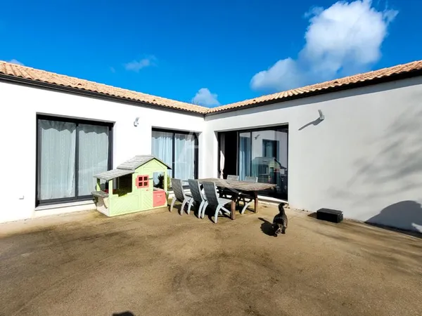 Maison 6 pièces 140 m²