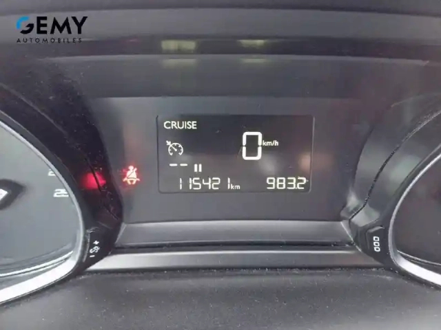 Peugeot 308 bluehdi 100ch s&amp;s bvm6 — photo 14