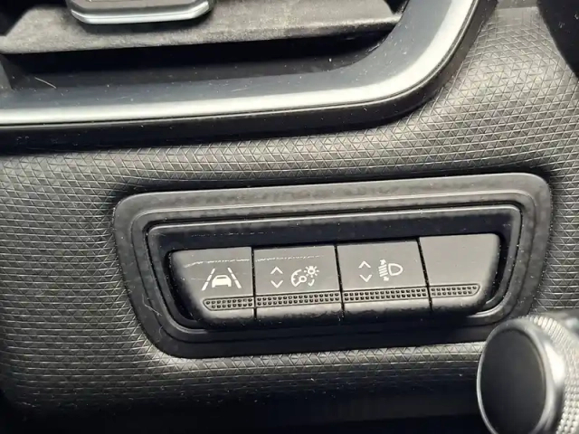 Renault Clio blue dci 85 — photo 33