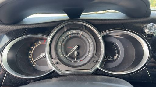 DS DS3 CABRIOLET THP 155 - Sport Chic – 2014 – 123785 km – Essence – Boîte Manuelle — photo 20