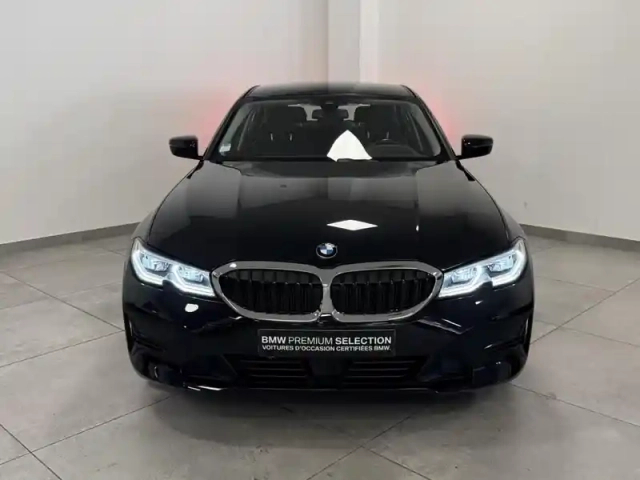 Bmw Serie 3 série 3 330ea 292ch business design 10cv — photo 3