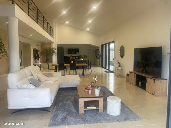 Maison équestre 260m2 berson