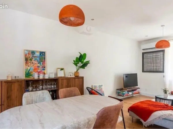 Maison meublée 110 m² - 2 chambres - Terrasse - Saint-Andiol