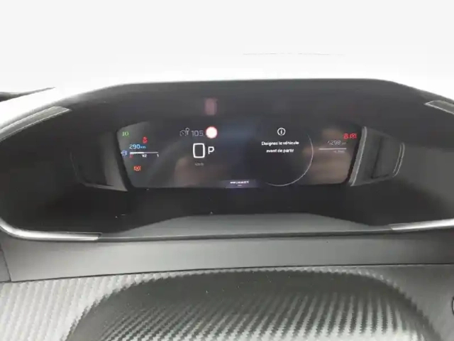 Peugeot 2008 hybrid 145 e-dcs6 — photo 10