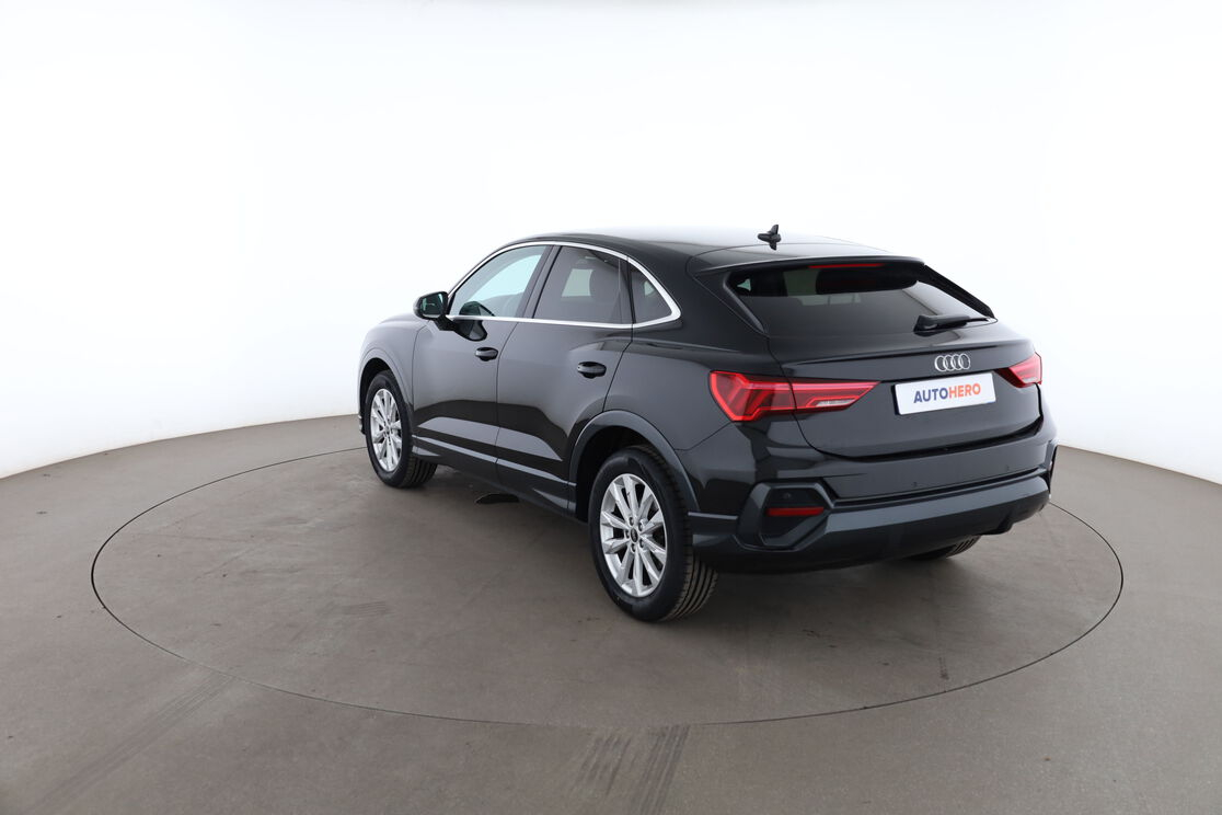 Audi Q3 Sportback 35 TFSI S Tronic 7 — photo 3