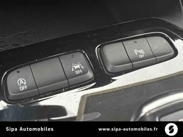 Opel Corsa 1.2 turbo 100 ch bva8 — photo 28