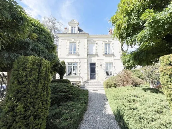 Maison 6 pièces 208 m²