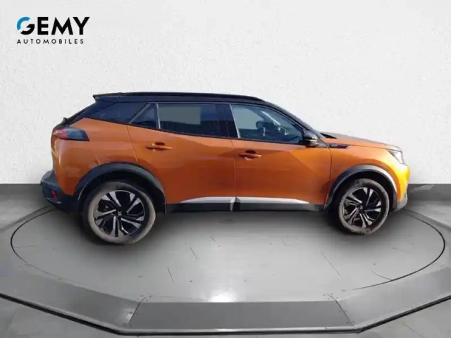 Peugeot 2008 puretech 130 s&amp;s eat8 — photo 4