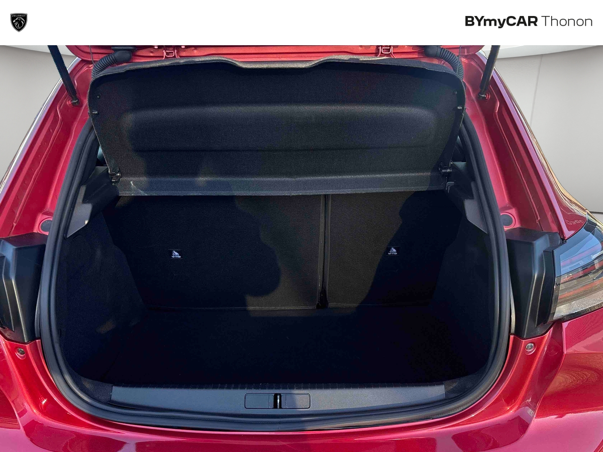 Peugeot 208 100 S&amp;S BVM6 — photo 12