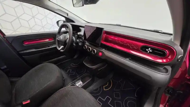 Renault Twingo e-tech electrique 80 ch autonomie urbaine — photo 37