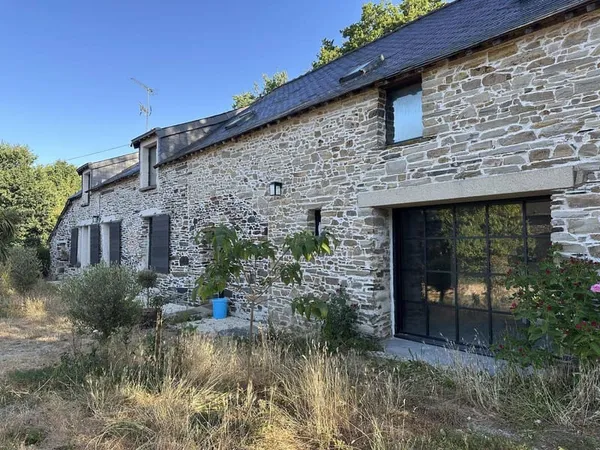 Maison de plain-pied 213 m²