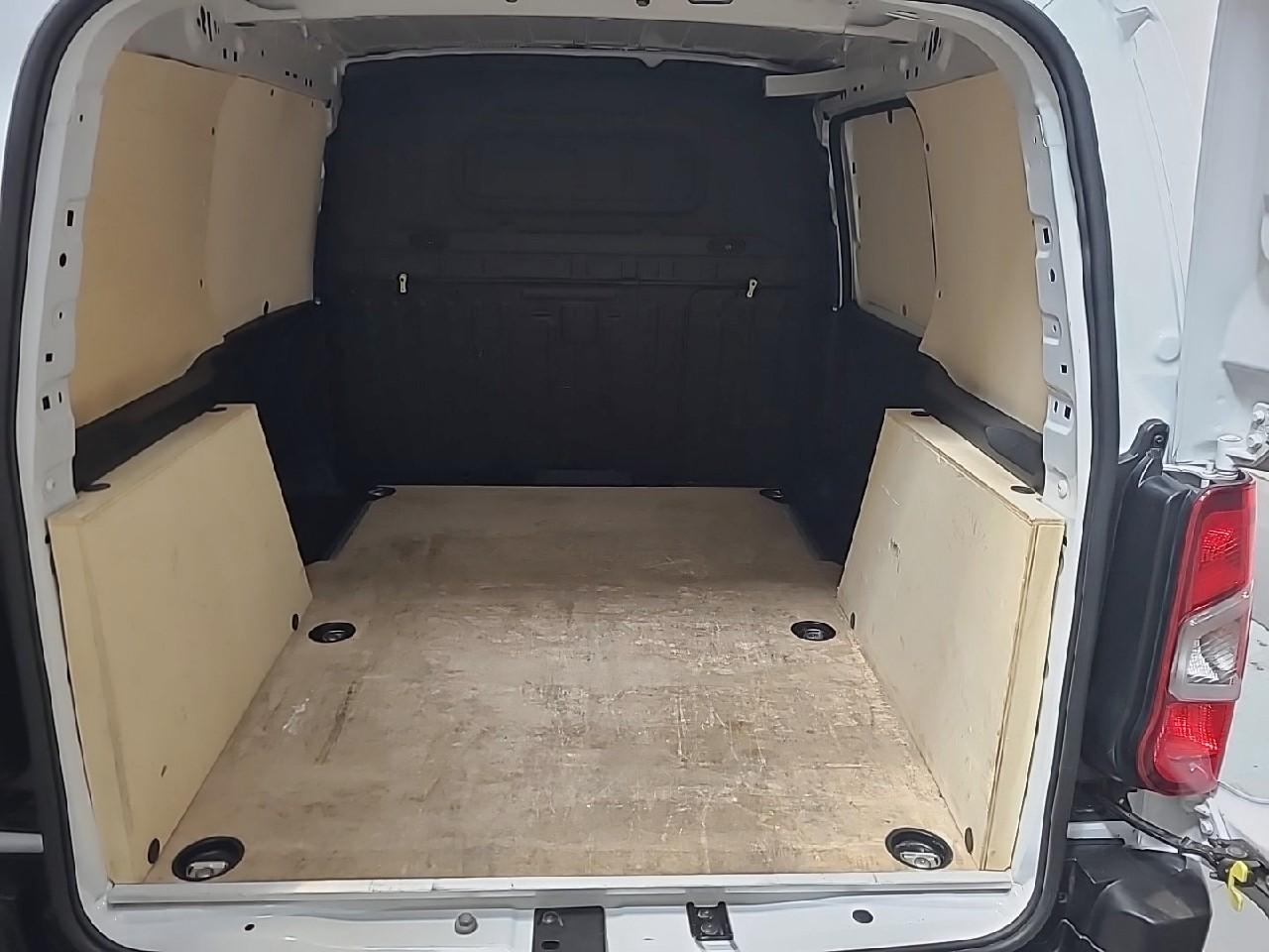 Peugeot Partner fourgon m 950 kg bluehdi 100 s&s bvm6 — photo 14