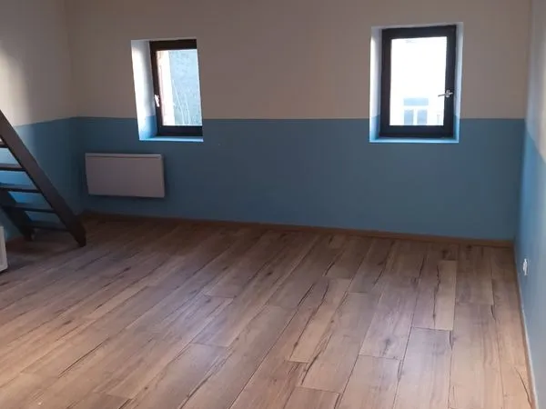 Studio plus mezzanine