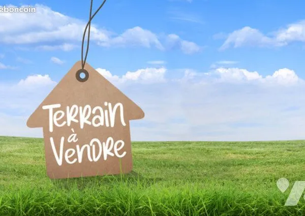 Terrain 700 m² CHOLOY MENILLOT