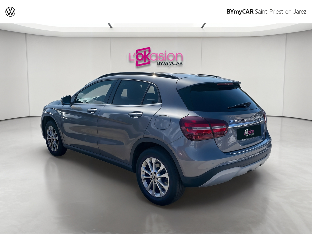 Mercedes GLA 200 d 7-G DCT — photo 3