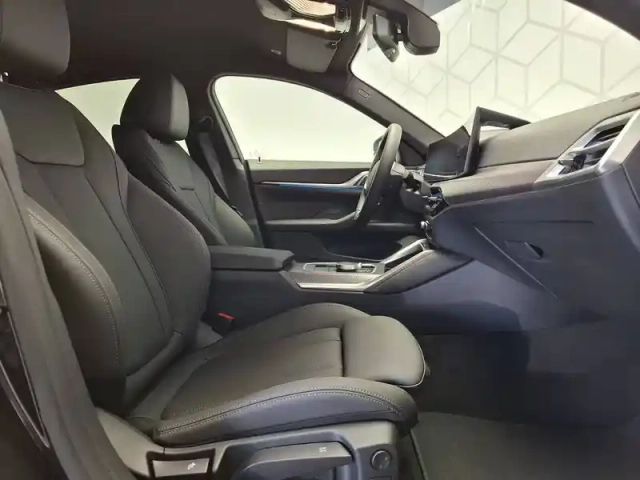 Bmw I4 edrive40 — photo 26