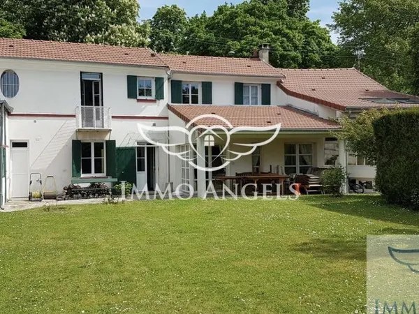 Maison 6 pièces 175 m²