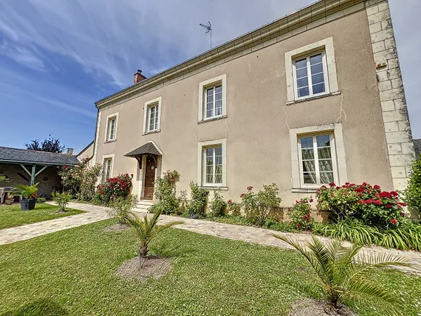Maison 7 pièces 257 m²