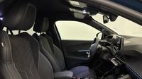 Peugeot 2008 1.2 Hybrid 145ch Allure e-DCS6 — photo 15