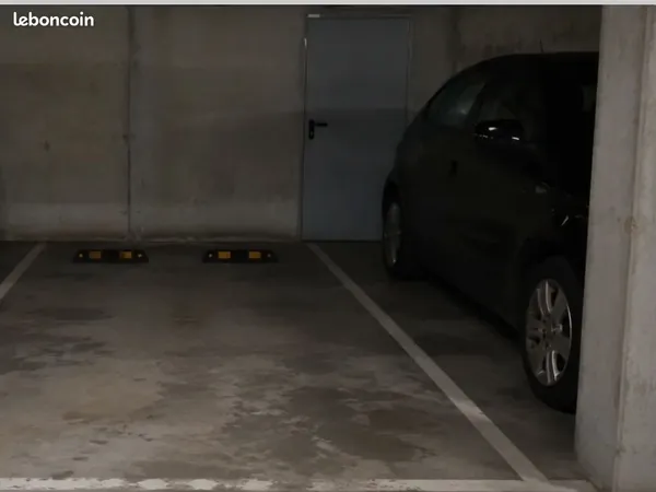 Place de parking en sous sol sécurisé