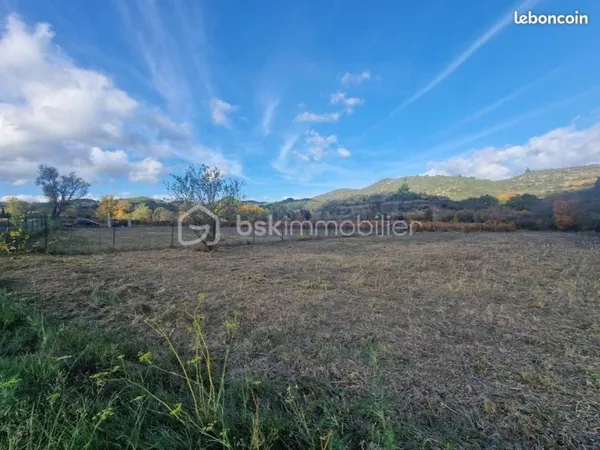 Terrain 2 920 m² Embres Et Castelmaure