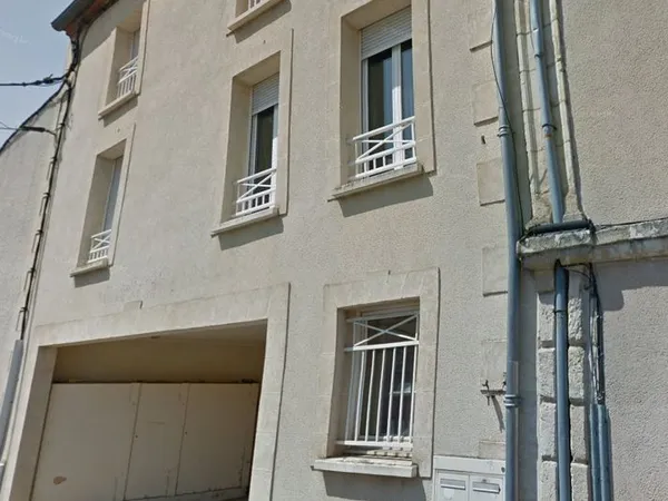 LANGON CENTRE - Grand T2 bis de 77 m² avec vue exceptionnelle sur la Garonne