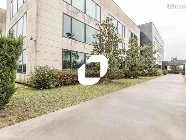 Bureau 1 513 m²