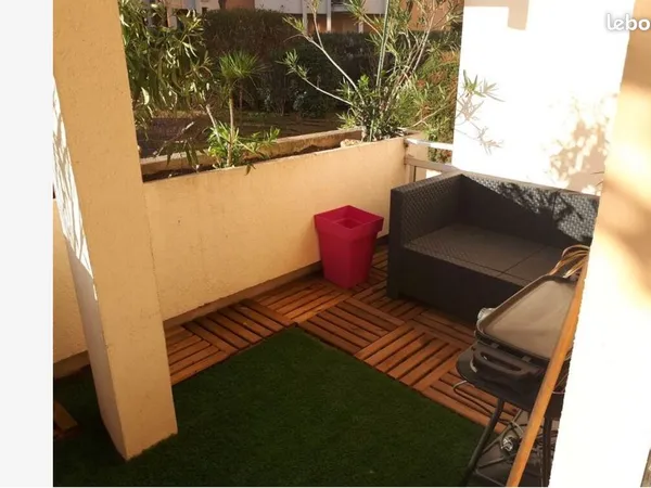 à vendre studio avec exterieur