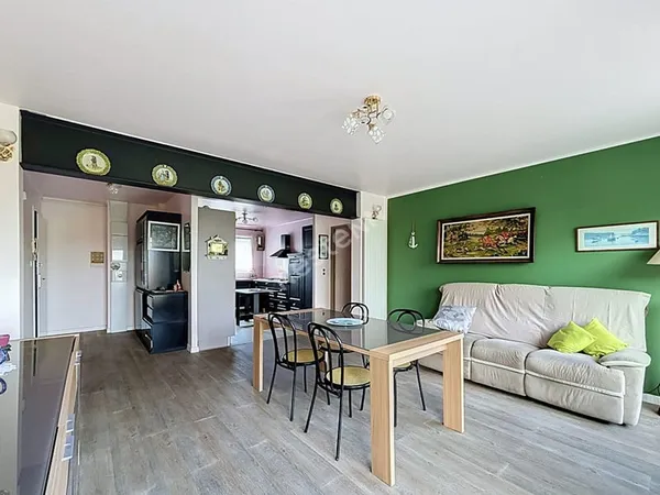 Appartement 4 pièces- 3 chambres à vendre à Rezé, proche transports et écoles