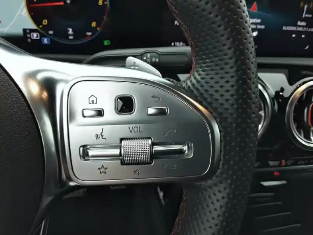 Mercedes Classe A 200 d 8g-dct — photo 102
