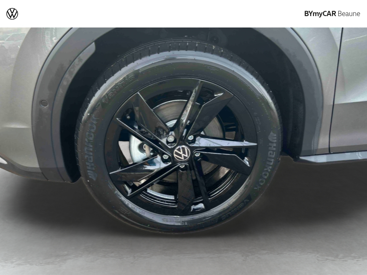Volkswagen T-Roc 1.5 eTSI EVO2 Hybrid 150 ch DSG7 — photo 14