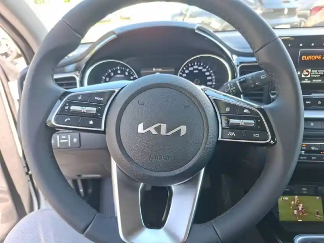 Kia Ceed sw 1.5 t-gdi 140 ch bvm6 — photo 30