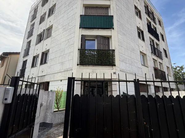 Appartement Drancy 2 pièce(s) 45.66 m2