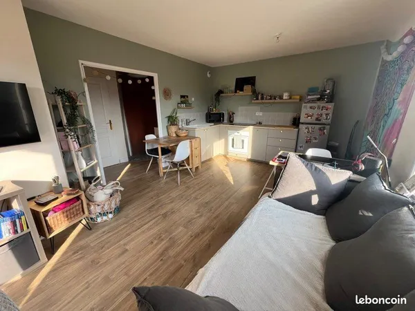T2 meublé avec garage double
