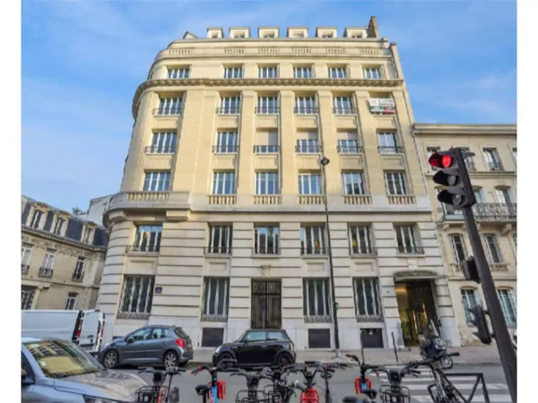 Bureaux 502 m²