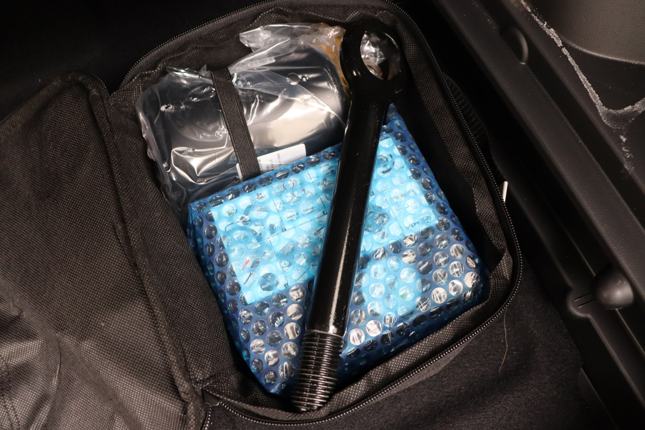 Hyundai Ioniq 5 — photo 28