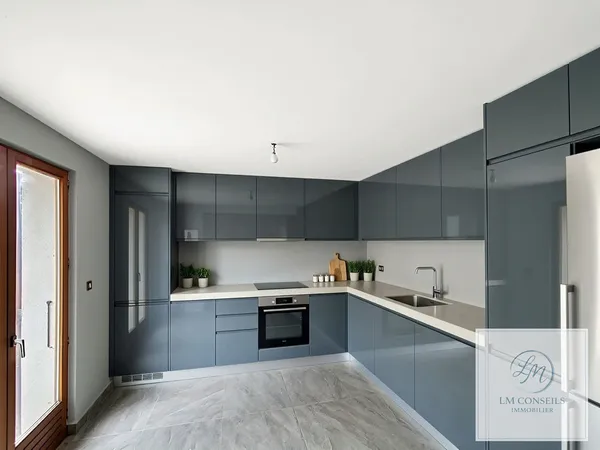 MAISON FAMILIALE A RENOVER - Faulx
