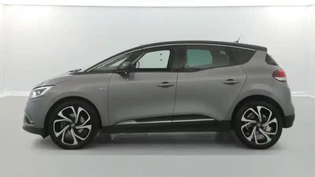 Renault Scenic blue dci 150 — photo 11
