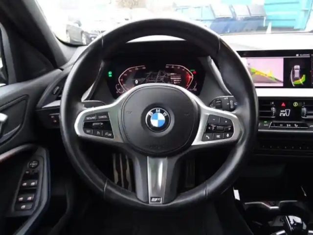 Bmw Serie 1 série 1 118ia 136ch m sport dkg7 — photo 8