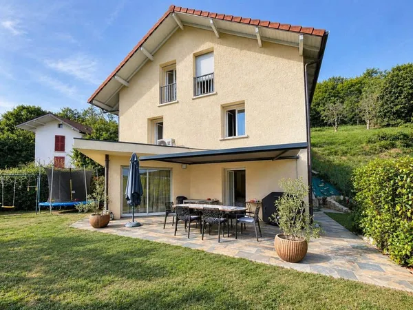 Maison 6 pièces 115 m²