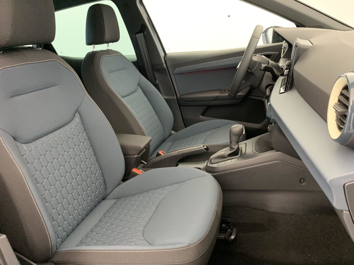 Seat Arona — photo 9