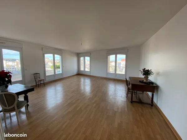 Appartement 163 M2 avec grande terrasse
