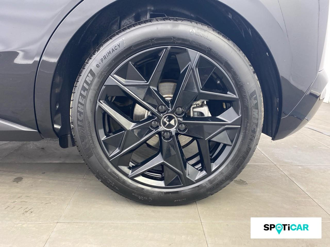 Ds Ds 4 hybride 136ch pallas ligne business automatique — photo 11