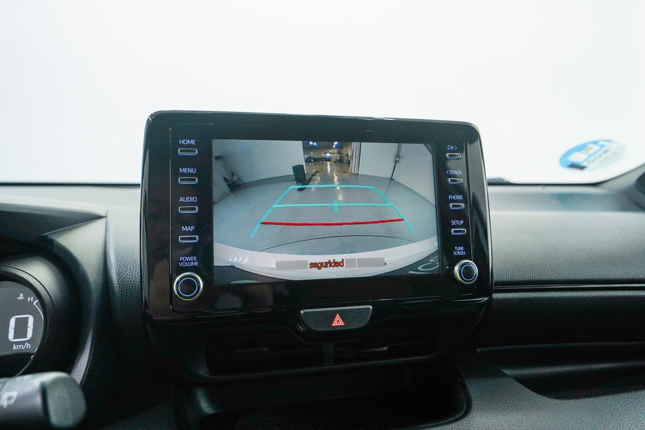 Toyota Yaris 4 — photo 26